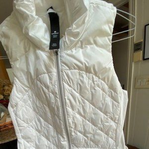 Lululemon Down For A Run Vest White I Size 6 NWT